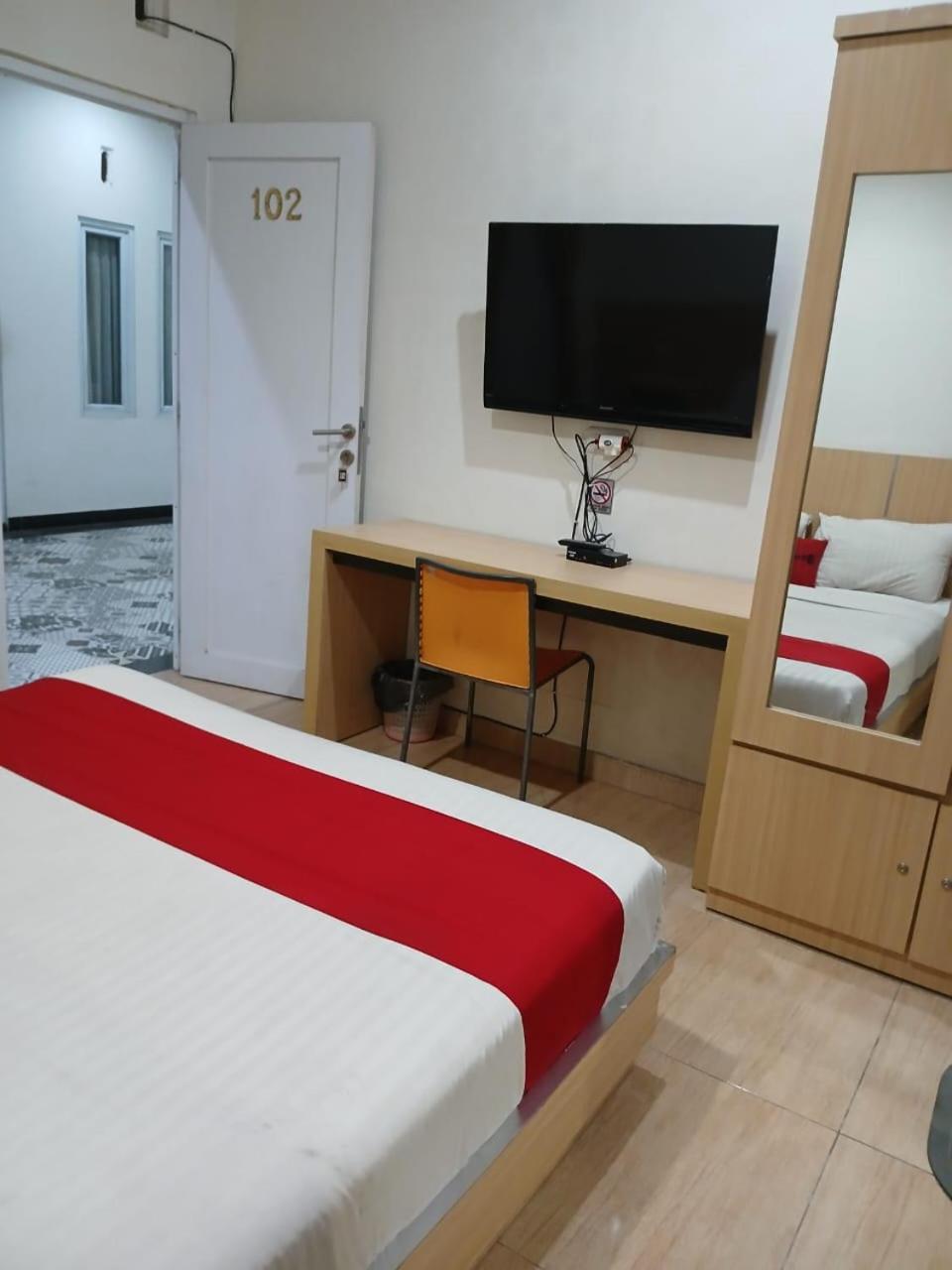 Macan Kumbang Residence ปาเลมบัง ภายนอก รูปภาพ